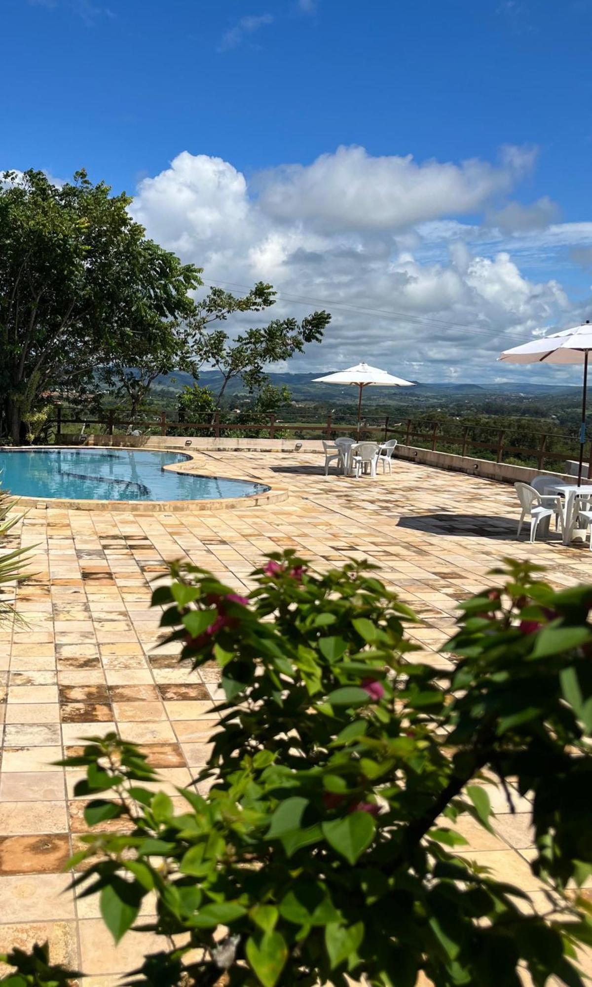 Flat Condominio Topo Da Montanha 507 Cha Grande Bagian luar foto